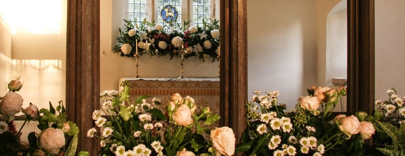 Berwick bassett floral arrangements for a wedding